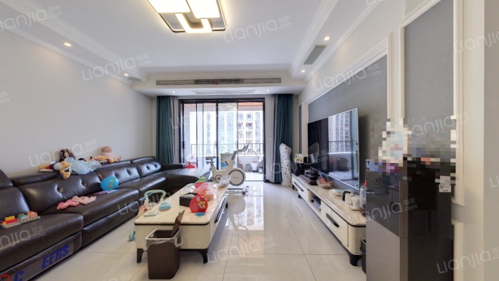 凤凰湾驭府二手房实景图