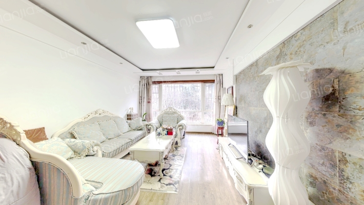 东翠鸣苑二手房实景图