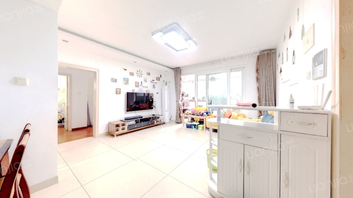 东山国际新城B区二手房实景图