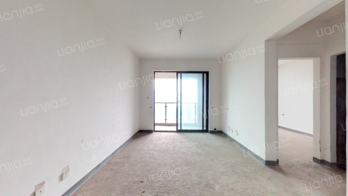 中渝春华秋实一期二手房实景图