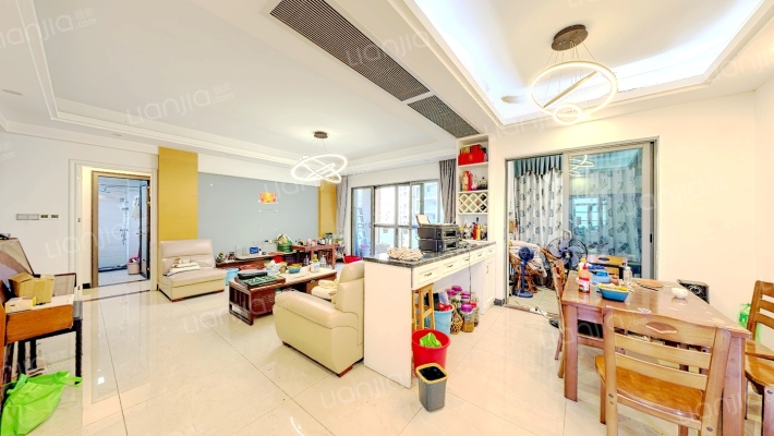 雅瑶绿洲二手房实景图