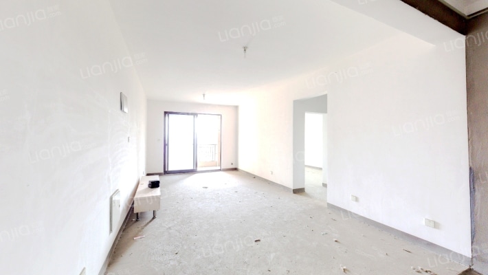 贝利栖溪望府二手房实景图