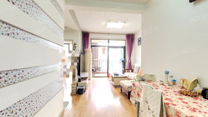 新奥依江畔园二手房实景图