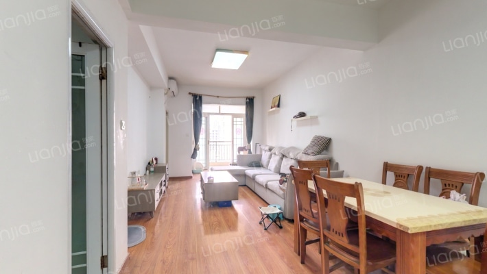 云天华庭二手房实景图