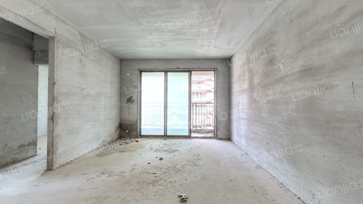 东岸公馆二手房实景图