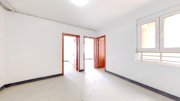 石埠湾花园云霞居二手房实景图