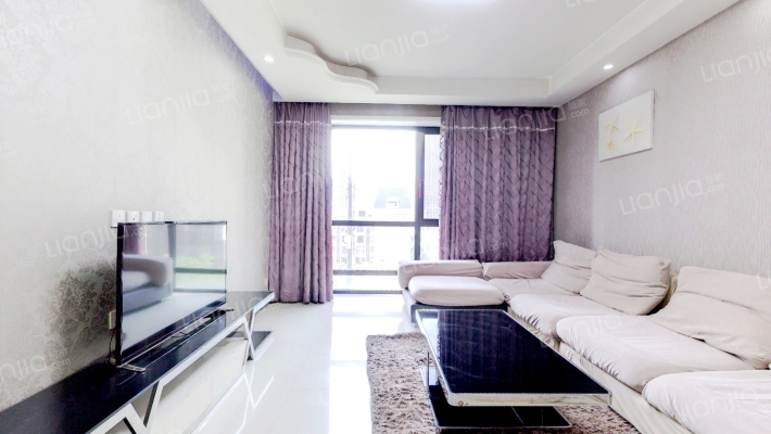 正弘蓝堡湾二手房实景图