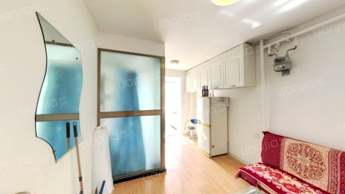 龙江小区二手房实景图