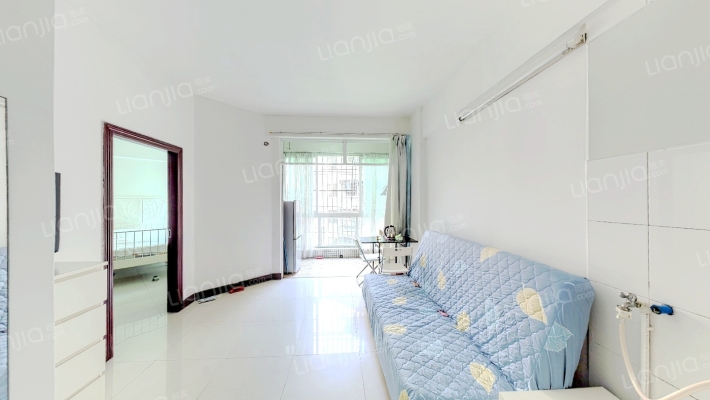 白云畔山花园二手房实景图