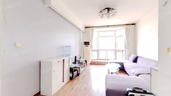 恋日家园C区二手房实景图