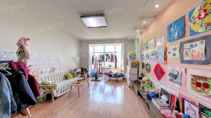 沈飞兰庭园南区二手房实景图