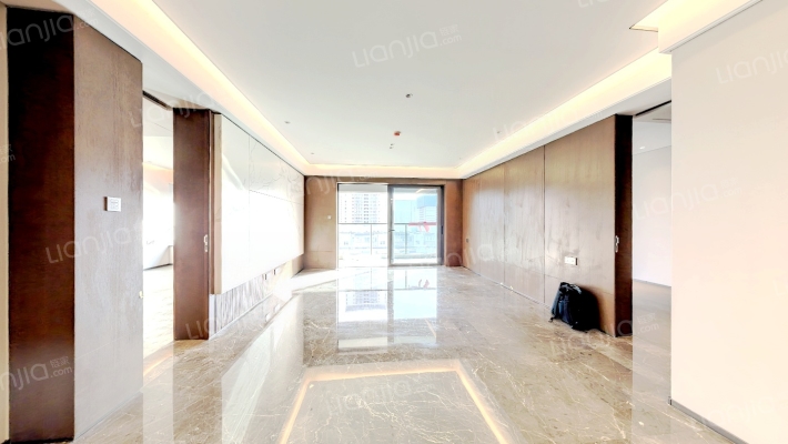 万科·古翠隐秀二手房实景图