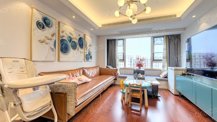 东方尚城南区二手房实景图