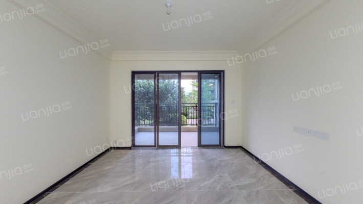 碧桂园凤凰城二手房实景图