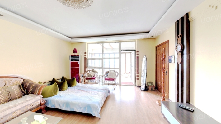 心海假日二手房实景图