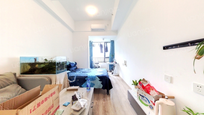 智慧广场二手房实景图