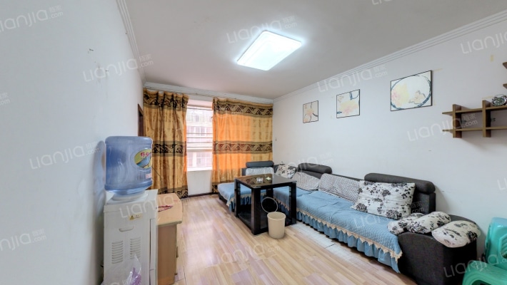 香江花园三期兴河居二手房实景图