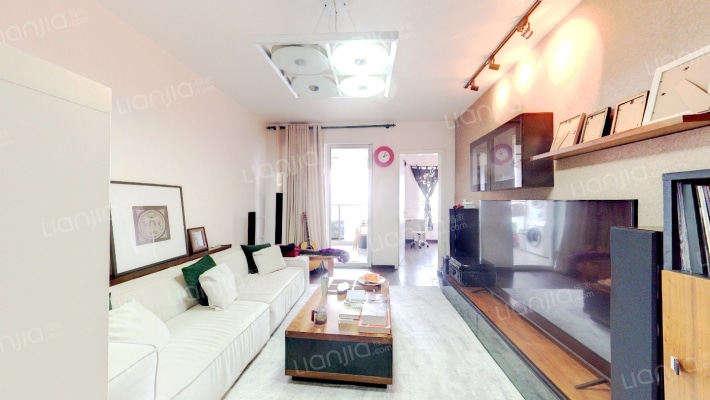 万科魅力之城四期二手房实景图