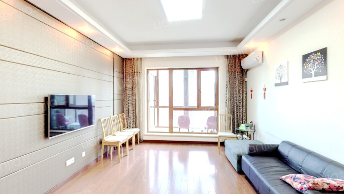 万科城九期二手房实景图