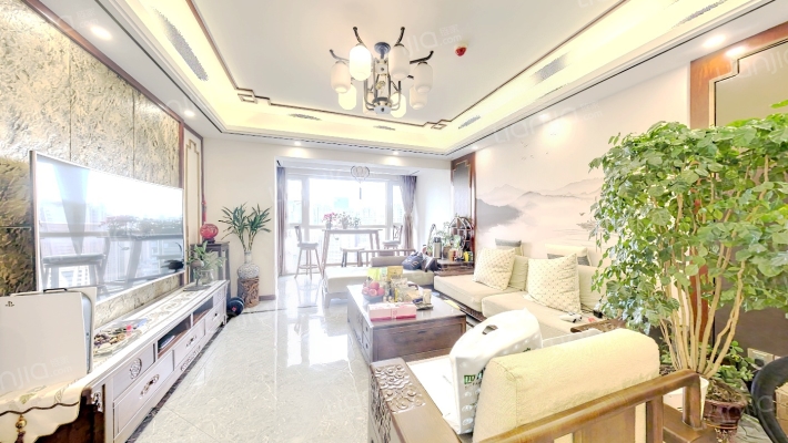 中粮鸿云二手房实景图