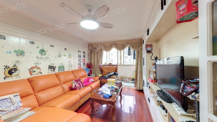 金田花园二手房实景图