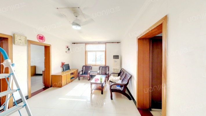 龙兴花园恢复楼二手房实景图