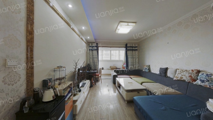 万家华庭二手房实景图