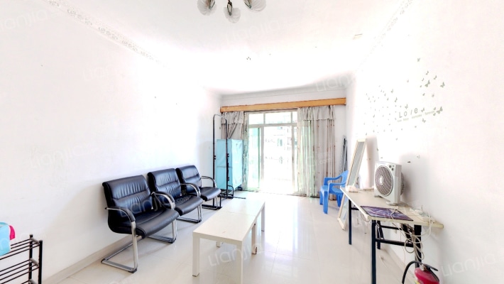 瑞丽花园二手房实景图