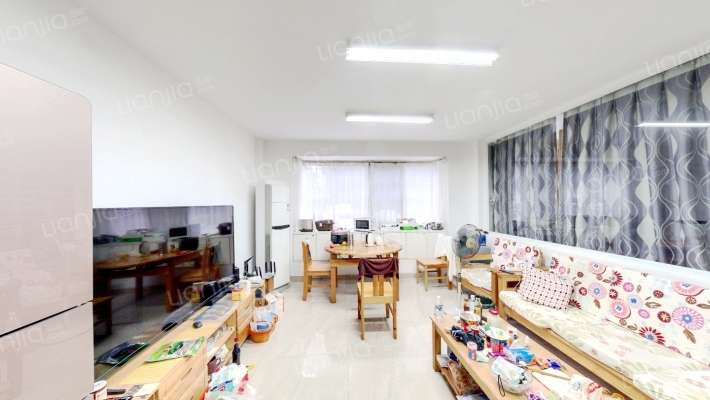 英泰第一城A区二手房实景图