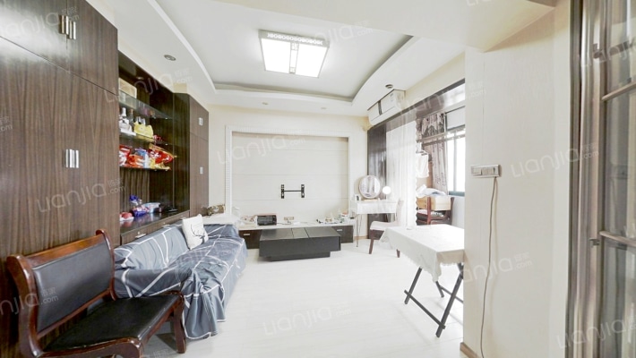 新香港大厦二手房实景图