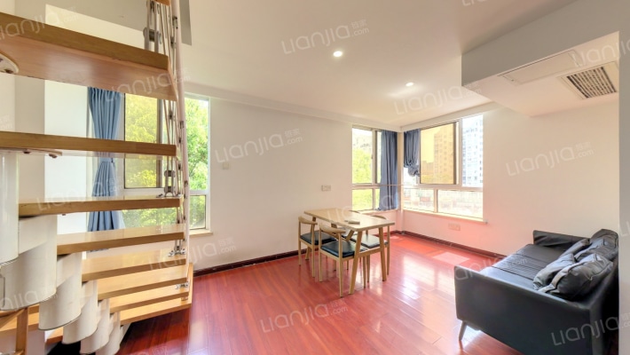 红杉雅园二手房实景图