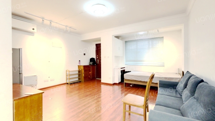 绿地香颂(奉贤)(公寓)二手房实景图