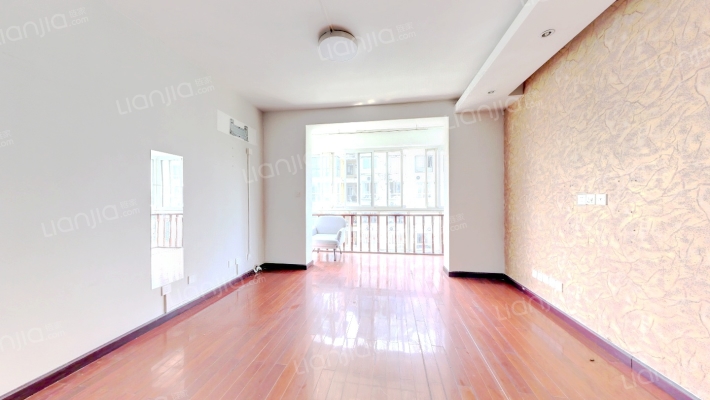 新筑公寓二手房实景图