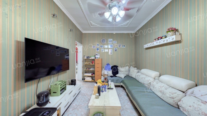 成飞404小区二手房实景图