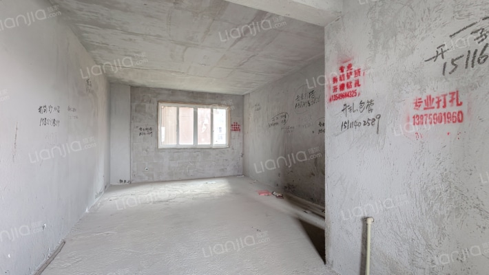 龙华山庄二手房实景图