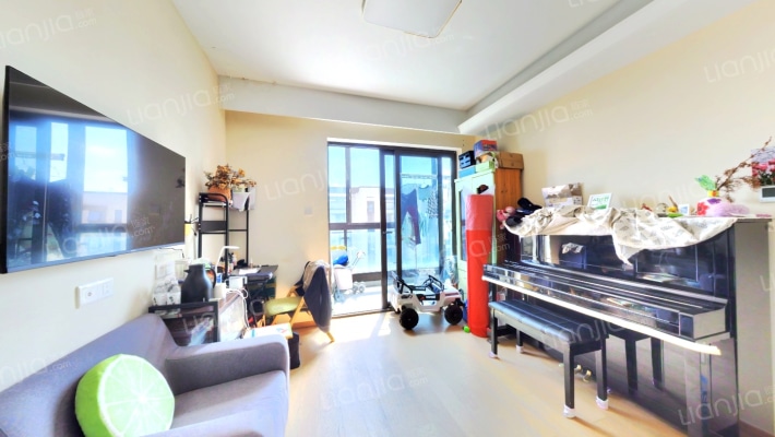 路劲佘山院子二手房实景图