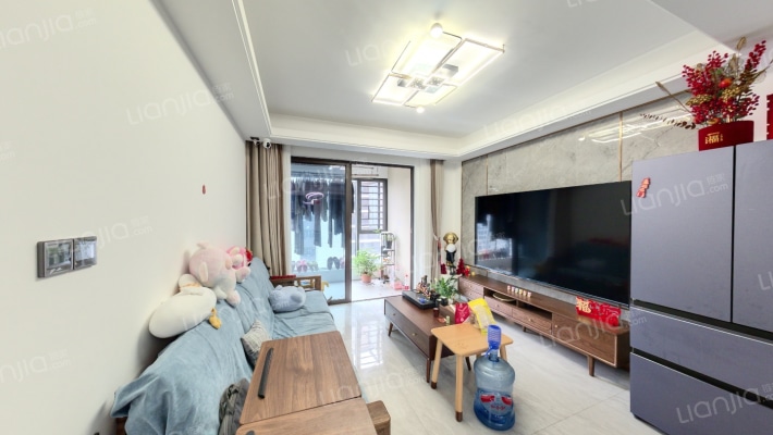 美的麓府二手房实景图