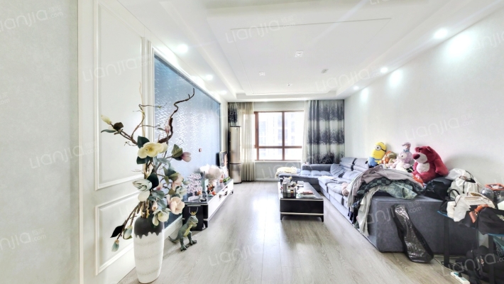 招商贝肯山二手房实景图