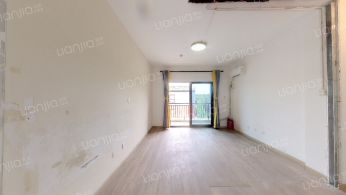 钟鼎名悦广场二手房实景图