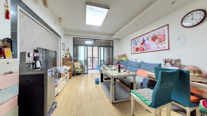 臣功新天地二手房实景图