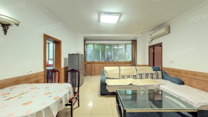 联芳花园三期二手房实景图