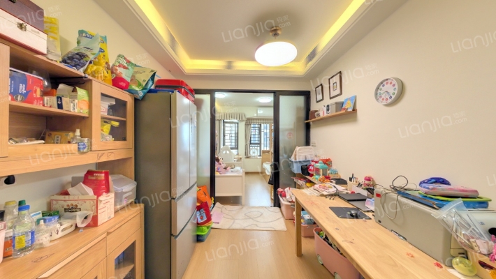 振业天颂花园二手房实景图