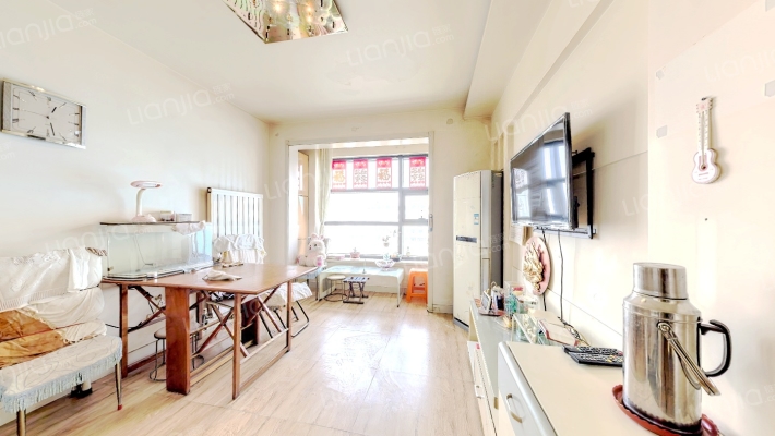 荣泽大厦二手房实景图