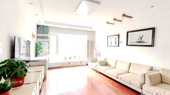 世纪情缘二手房实景图