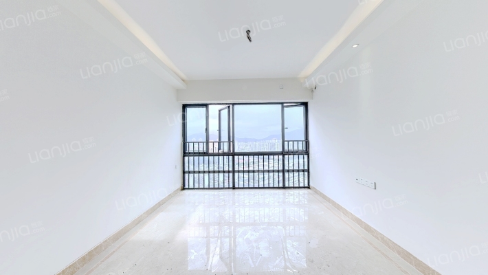 旭日华府二手房实景图