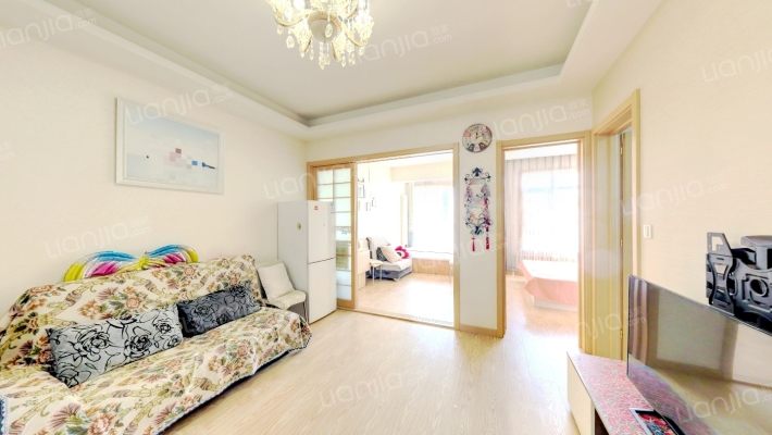 亿达春田晴湾二手房实景图