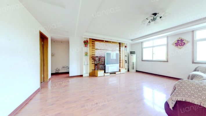 鸿鑫佳苑二手房实景图