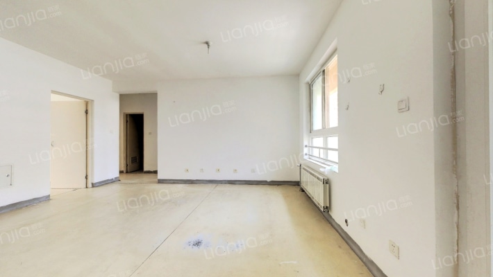 腊山南苑二区二手房实景图