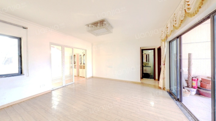 碧桂园天麓山一期二手房实景图