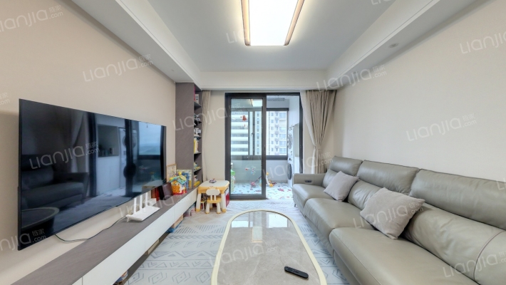 山语春风二手房实景图